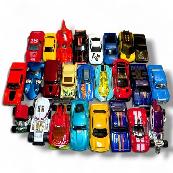 Hot Wheels Matchbox 25 Mixed Diecast Toy Car Lot – Surf Crate Variety Pack - Picture 2 of 11